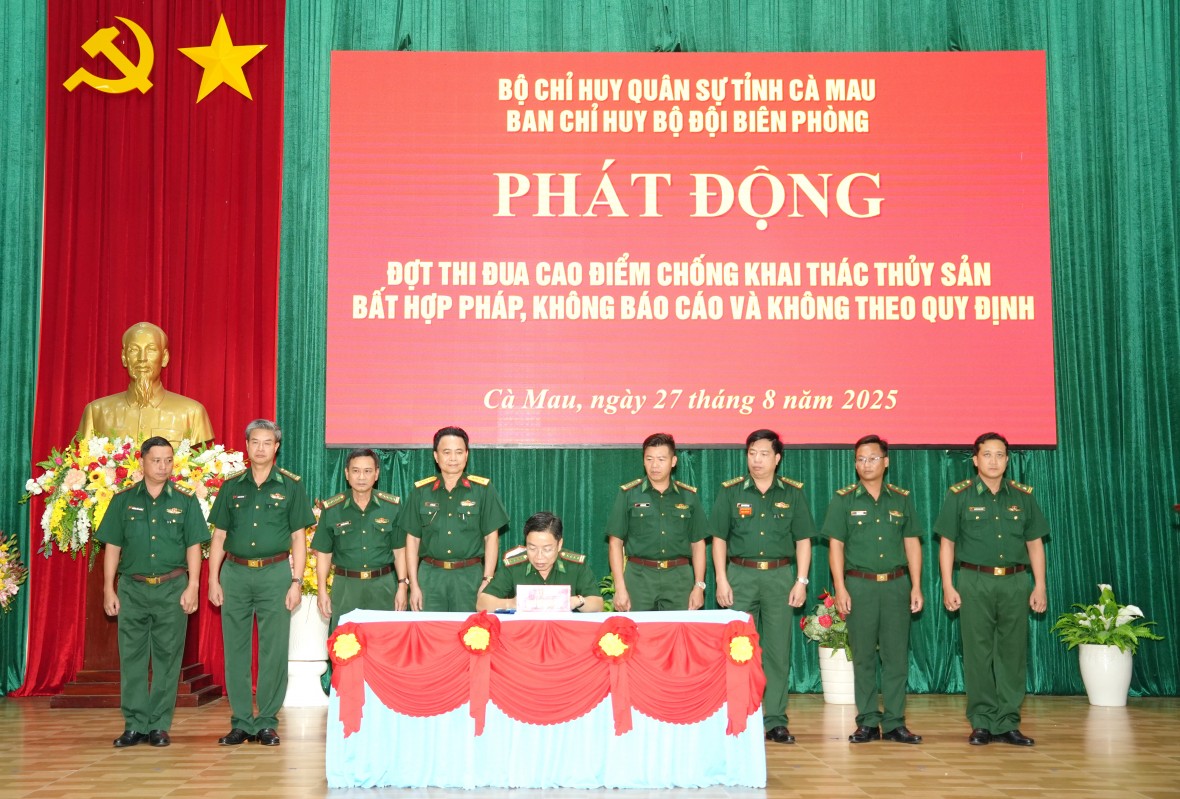 BĐBP Cà Mau kiên quyết đấu tranh, ngăn chặn khai thác IUU BĐBP Cà Mau kiên quyết đấu tranh, ngăn chặn khai thác IUU