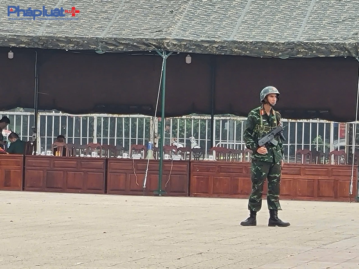 Cận cảnh 15 khẩu Đại bác chuẩn bị khai hỏa chào mừng ngày Quốc Khánh 2/9