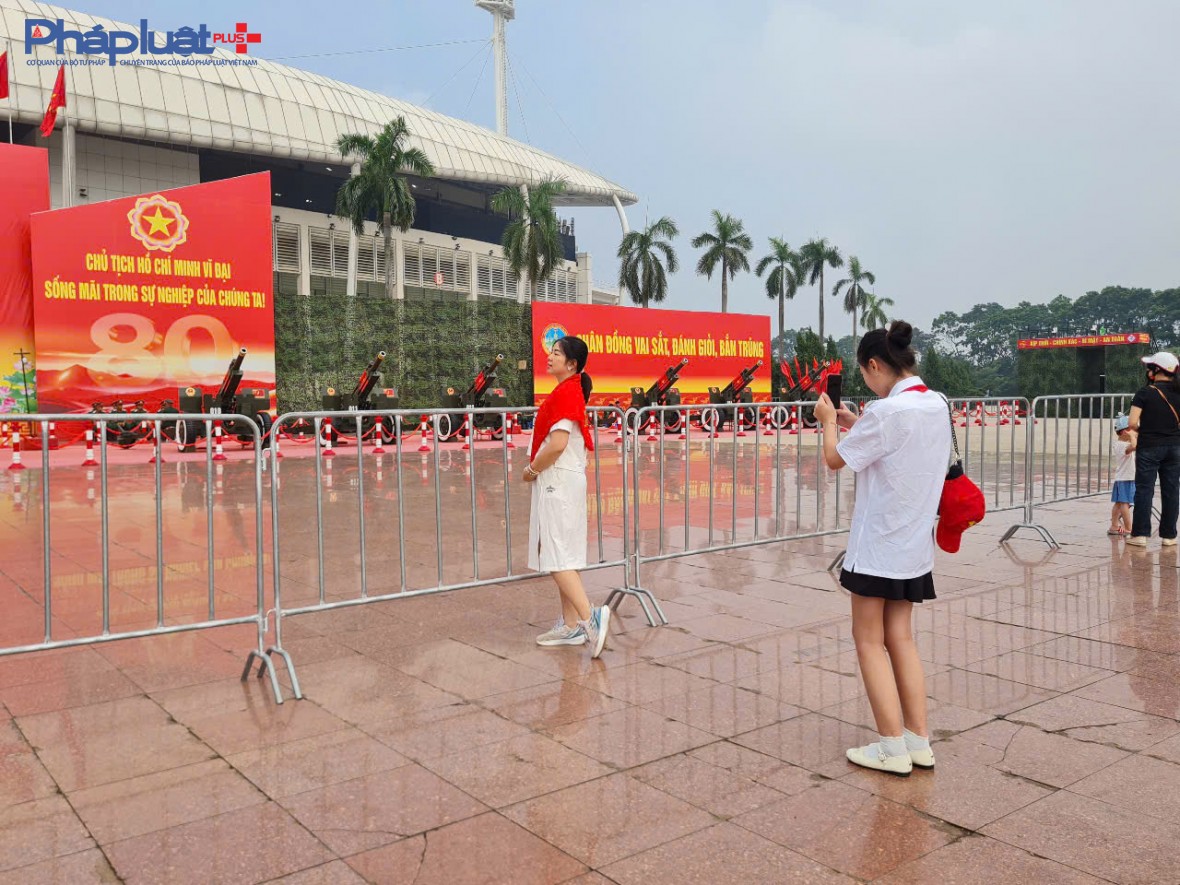 Cận cảnh 15 khẩu Đại bác chuẩn bị khai hỏa chào mừng ngày Quốc Khánh 2/9