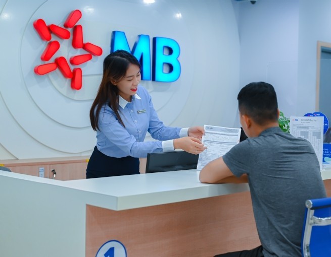 Với nền tảng thương hiệu MB, MB Điện Biên đã sớm nhận được sự tin tưởng của khách hàng trên địa bàn. Với nền tảng thương hiệu MB, MB Điện Biên đã sớm nhận được sự tin tưởng của khách hàng trên địa bàn.