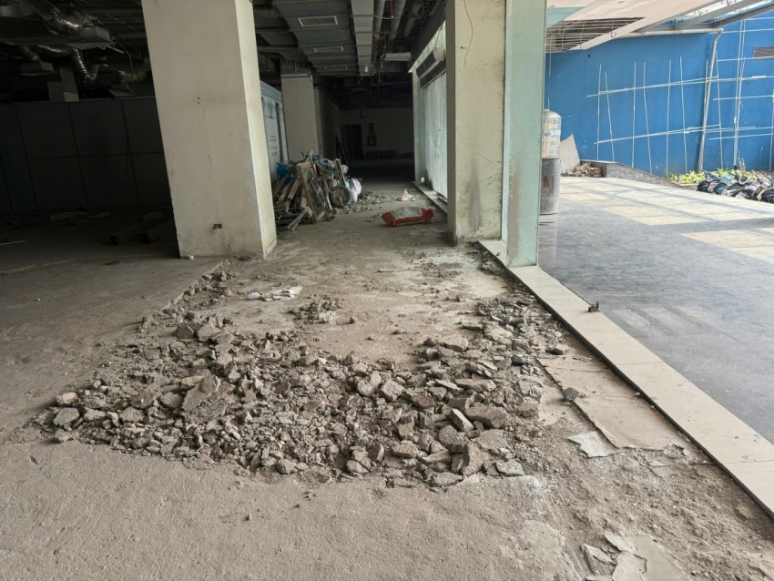 Xuất hiện đối tượng cản trở Trung tâm thương mại Chợ Mơ đi vào hoạt động Xuất hiện đối tượng cản trở Trung tâm thương mại Chợ Mơ đi vào hoạt động