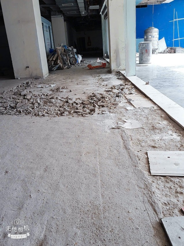 Hiện trạng Trung tâm Thương mại Chợ Mơ đang thi công. Hiện trạng Trung tâm Thương mại Chợ Mơ đang thi công.