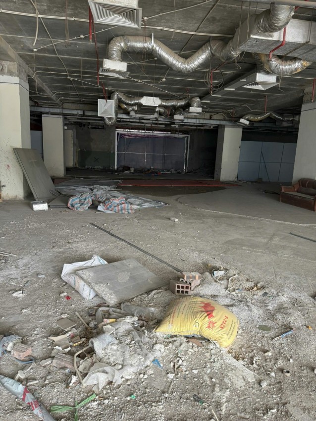 Xuất hiện đối tượng cản trở Trung tâm thương mại Chợ Mơ đi vào hoạt động Xuất hiện đối tượng cản trở Trung tâm thương mại Chợ Mơ đi vào hoạt động