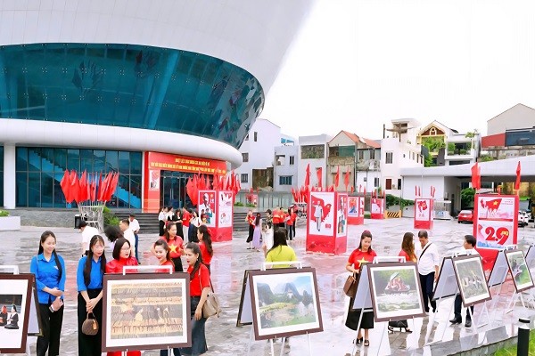 Ninh Bình tổ chức nhiều hoạt động văn hóa, thể thao đặc sắc hướng về Đại lễ