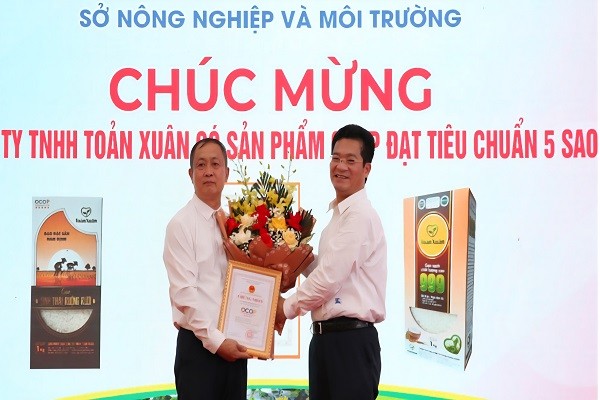 Ninh Bình giới thiệu trên 400 dòng sản phẩm nông sản an toàn, sản phẩm OCOP Ninh Bình giới thiệu trên 400 dòng sản phẩm nông sản an toàn, sản phẩm OCOP