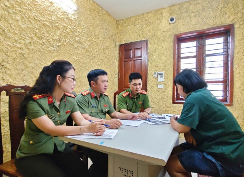 Đối tượng Phan Hạnh Thương tại cơ quan Công an.