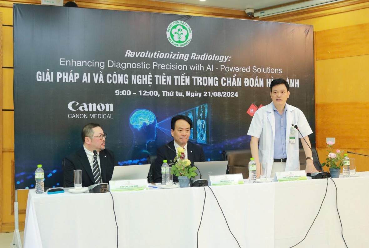 Bệnh viện Bạch Mai ứng dụng AI và công nghệ số trong chẩn đoán, chăm sóc sức khỏe