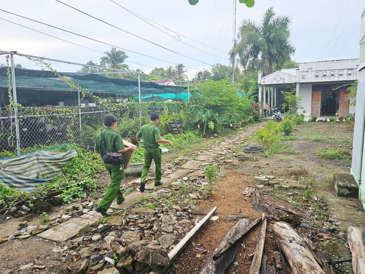 Công an Cà Mau: Quyết tâm hoàn thành cao điểm cấp đổi thẻ cho 100% đảng viên