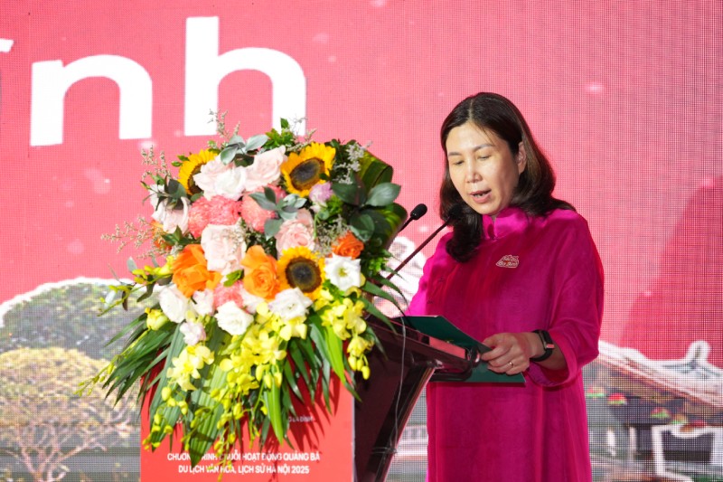 Giám đốc Sở Du lịch Hà Nội Đặng Hương Giang phát biểu khai mạc chương trình.