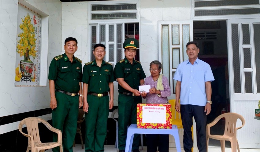 BĐBP TP Cần Thơ tổ chức nhiều hoạt động ý nghĩa nhân dịp Quốc khánh 2/9 BĐBP TP Cần Thơ tổ chức nhiều hoạt động ý nghĩa nhân dịp Quốc khánh 2/9