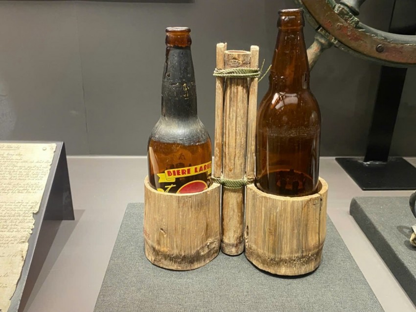 Dòng người nô nức đổ về Bảo tàng lịch sử Quân sự Việt Nam dịp Quốc khánh 2/9