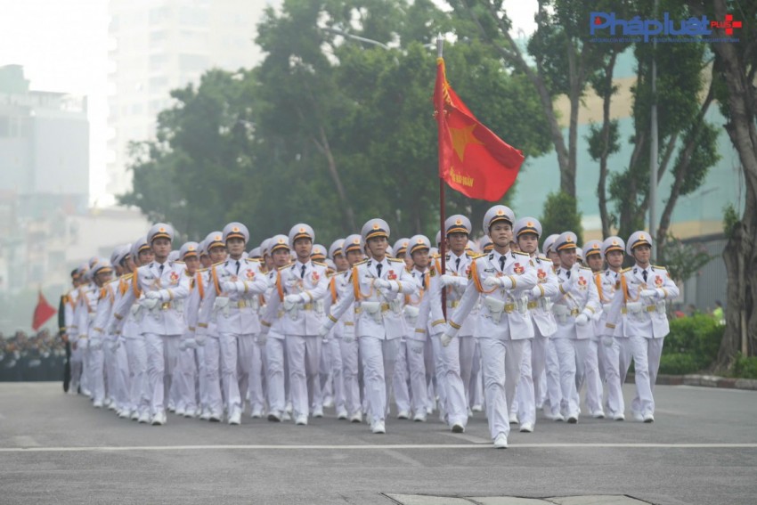 Biển người dâng trào cảm xúc tự hào trước sự kiện lịch sử trong ngày Quốc Khánh