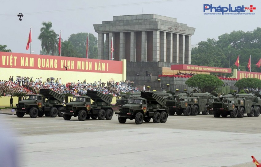 Biển người dâng trào cảm xúc tự hào trước sự kiện lịch sử trong ngày Quốc Khánh