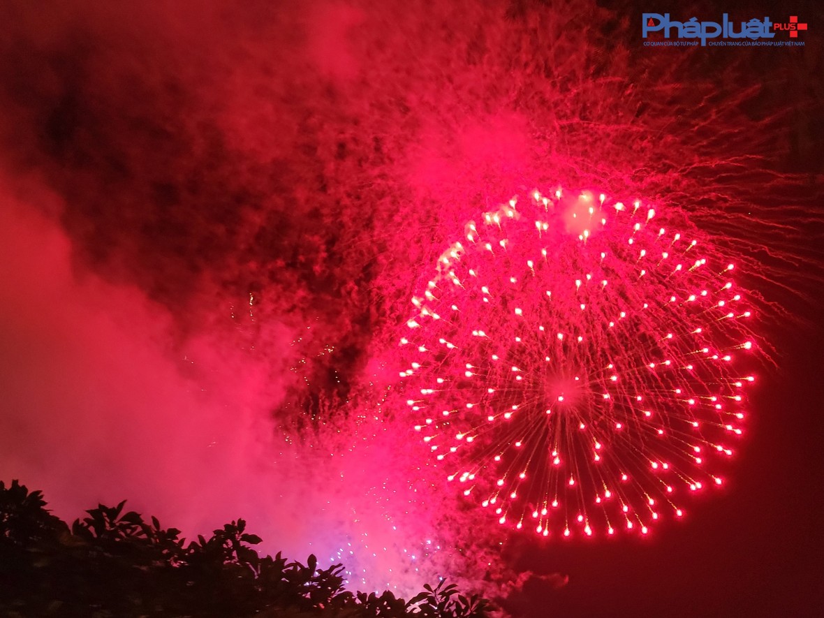 Mãn nhãn với màn pháo hoa rực rỡ chào mừng lễ Quốc Khánh 2/9 Mãn nhãn với màn pháo hoa rực rỡ chào mừng lễ Quốc Khánh 2/9