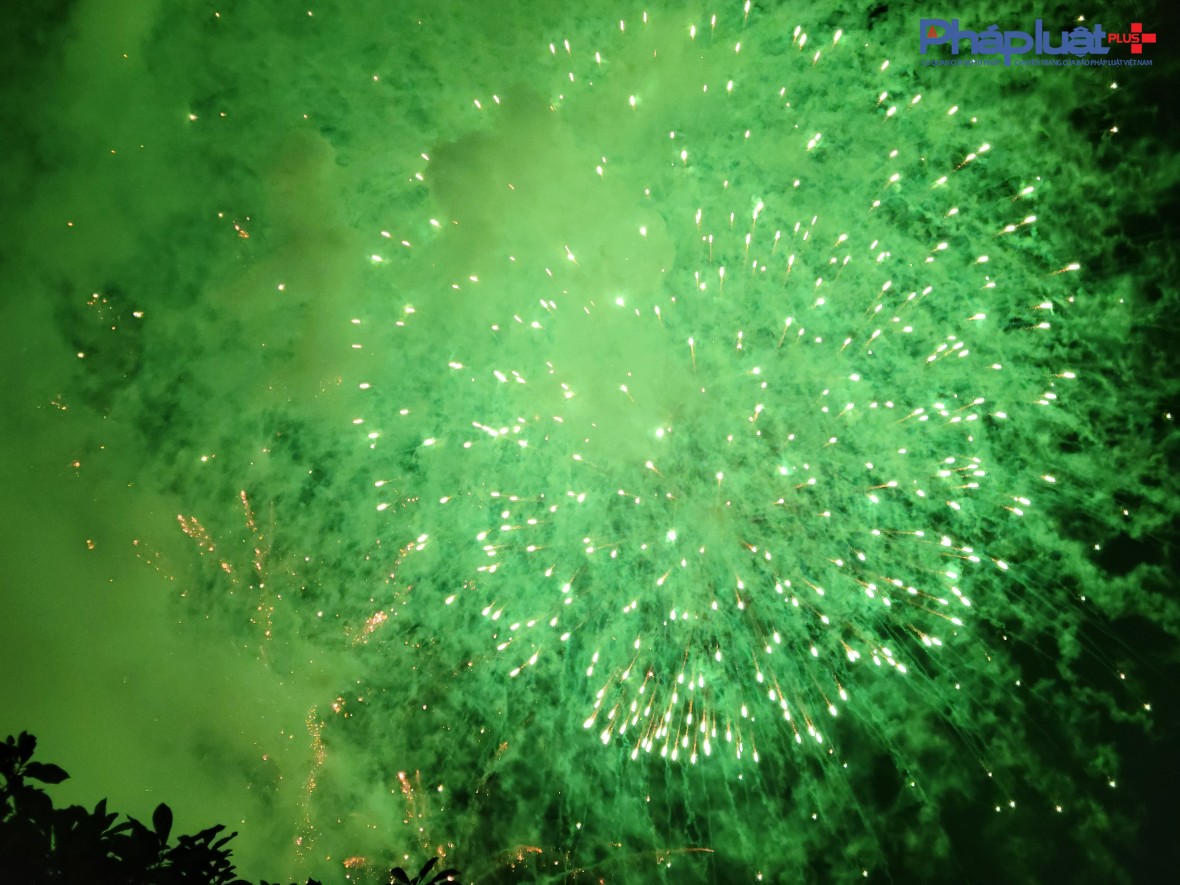 Mãn nhãn với màn pháo hoa rực rỡ chào mừng lễ Quốc Khánh 2/9 Mãn nhãn với màn pháo hoa rực rỡ chào mừng lễ Quốc Khánh 2/9