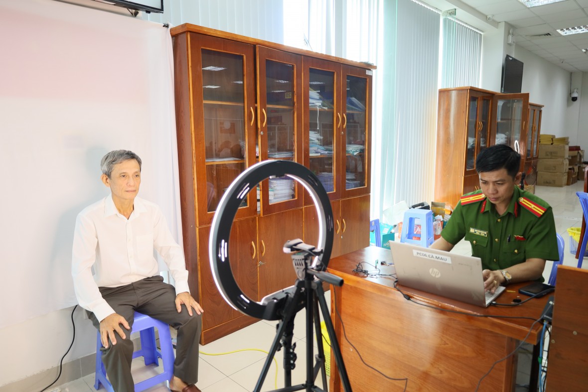 Cà Mau đẩy mạnh chuyển đổi số, phục vụ hiệu quả người dân và doanh nghiệp