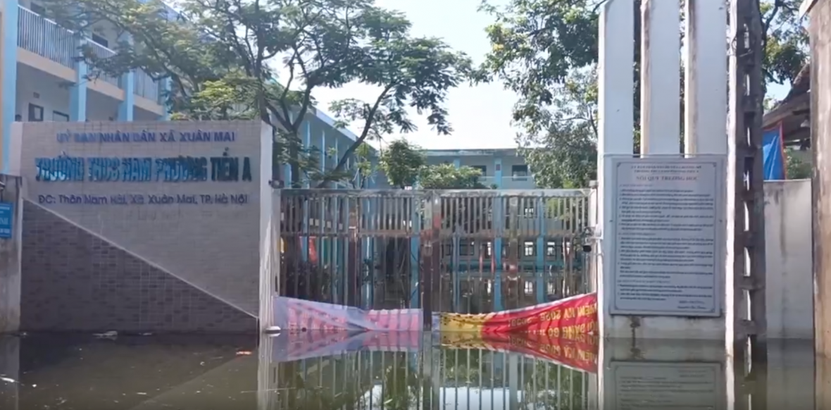 Đảm bảo an toàn tuyệt đối cho học sinh khai giảng tại nơi Trường học bị ngập nước