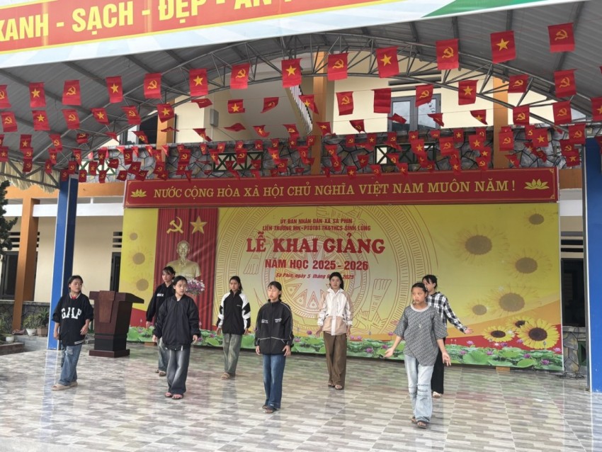 Thầy và trò nhiều trường vùng cao Tuyên Quang sẵn sàng cho ngày khai giảng