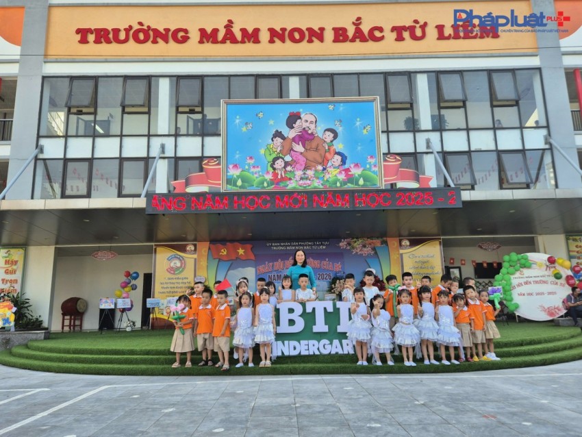 Gần 30 triệu học sinh, sinh viên và 1,7 triệu thầy, cô trên cả nước tưng bừng Khai giảng năm học mới