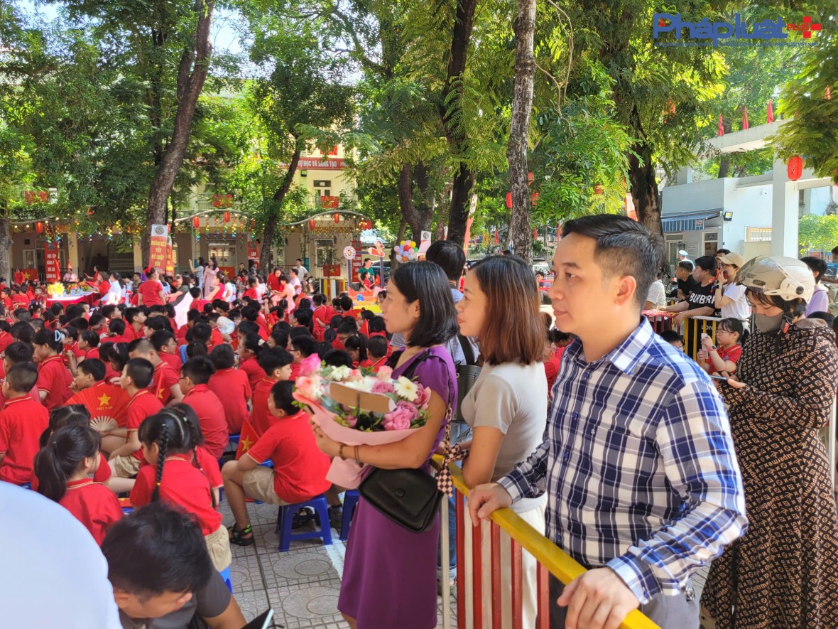 Sẵn sàng cho năm học mới 2025-2026: Lễ khai giảng lịch sử và đầy cảm xúc