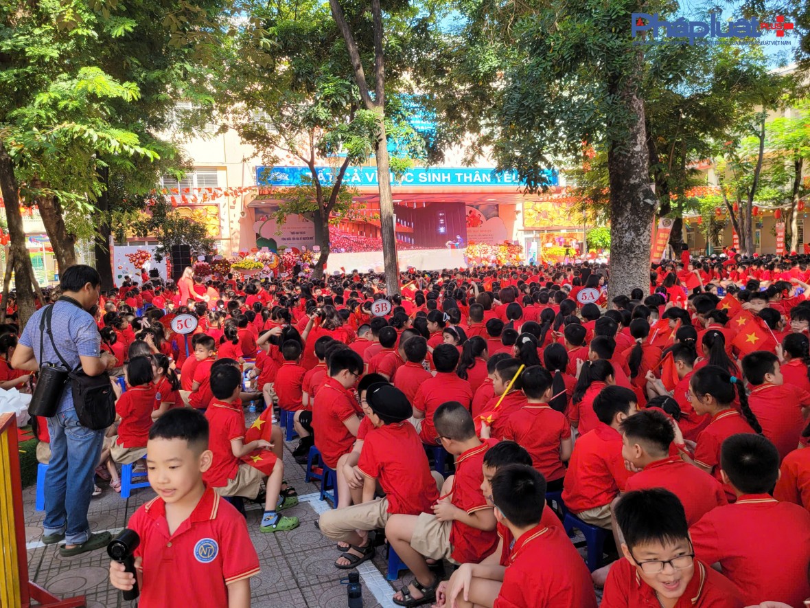 Sẵn sàng cho năm học mới 2025-2026: Lễ khai giảng lịch sử và đầy cảm xúc