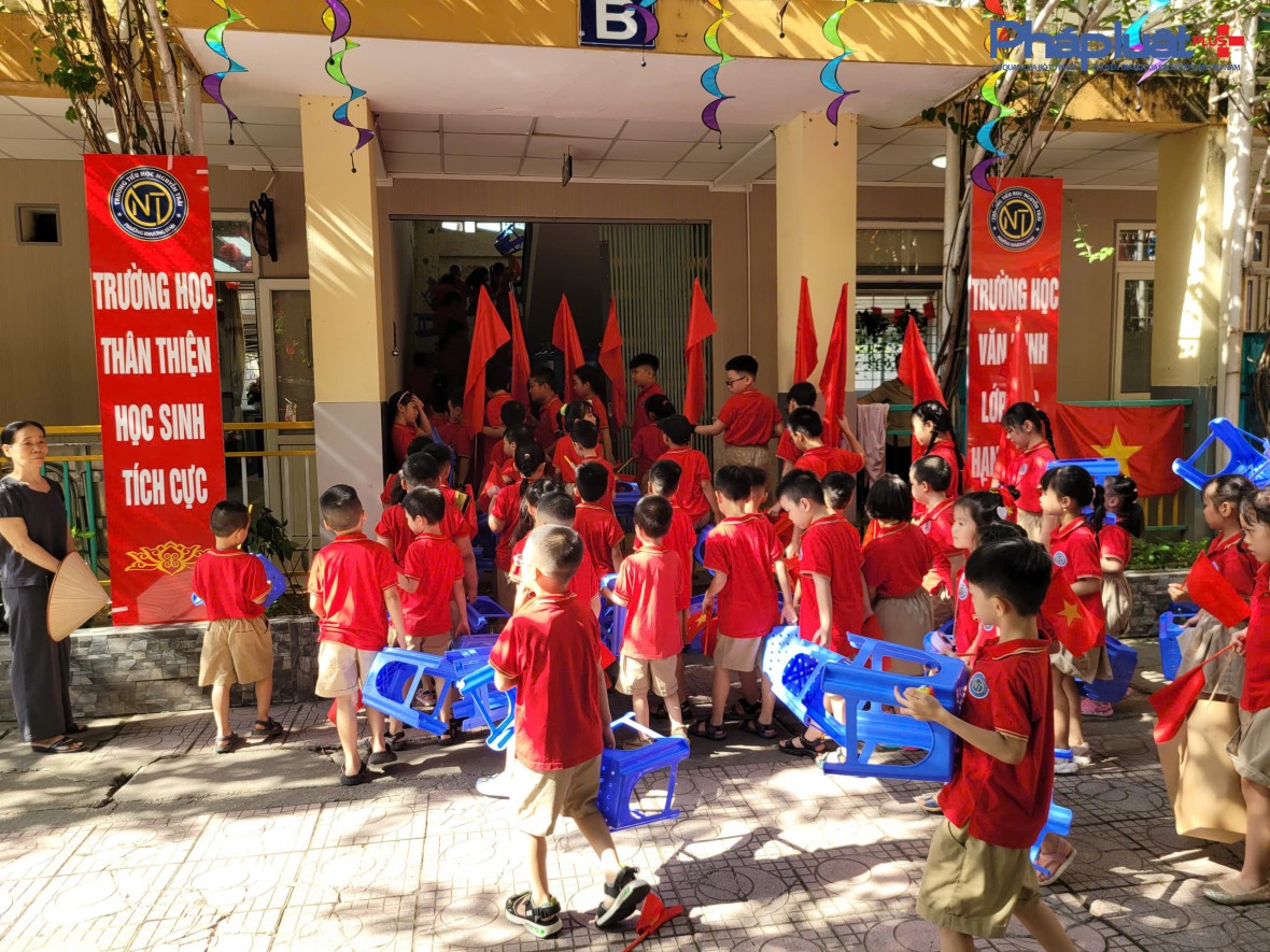 Sẵn sàng cho năm học mới 2025-2026: Lễ khai giảng lịch sử và đầy cảm xúc