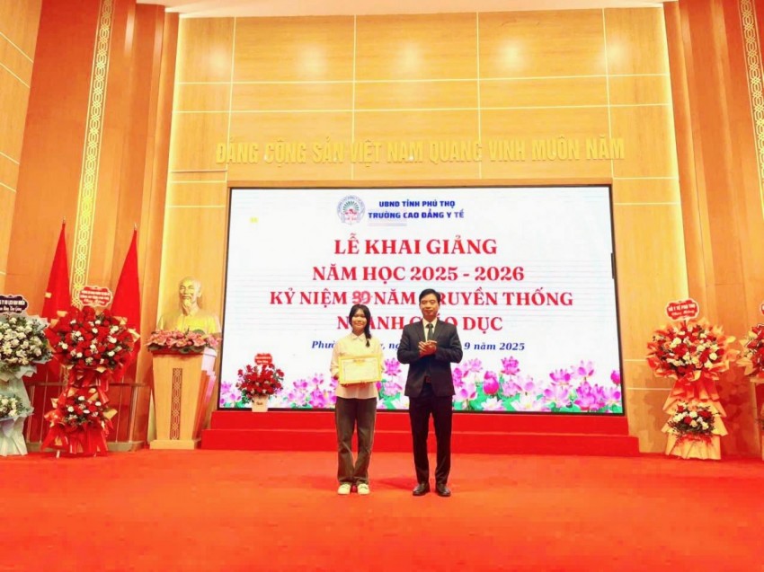 Trường Cao đẳng Y tế Phú Thọ tổ chức Lễ khai giảng năm học 2025-2026