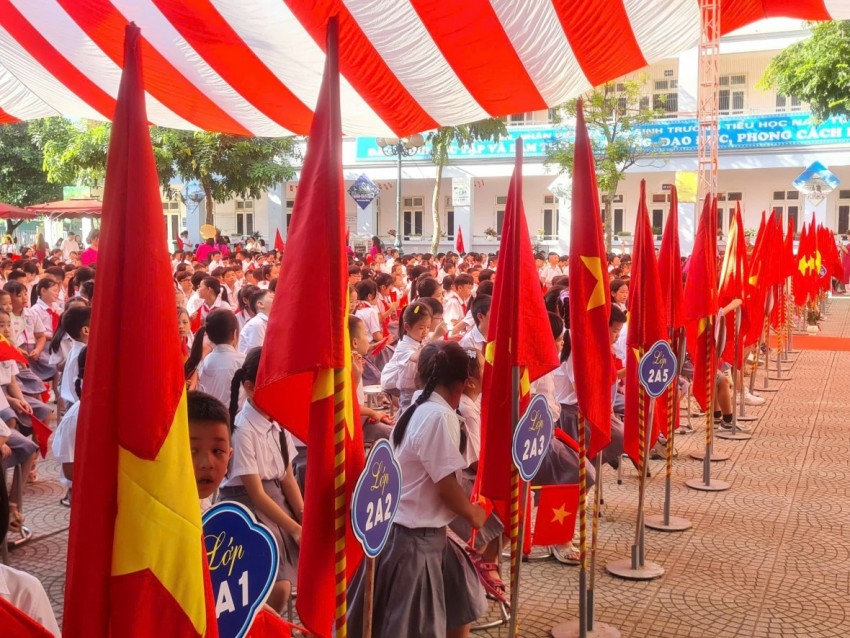 Trường Tiểu Học Nam Từ Liêm: Tự hào về hành trình xây dựng và phát triển sự nghiệp trồng người