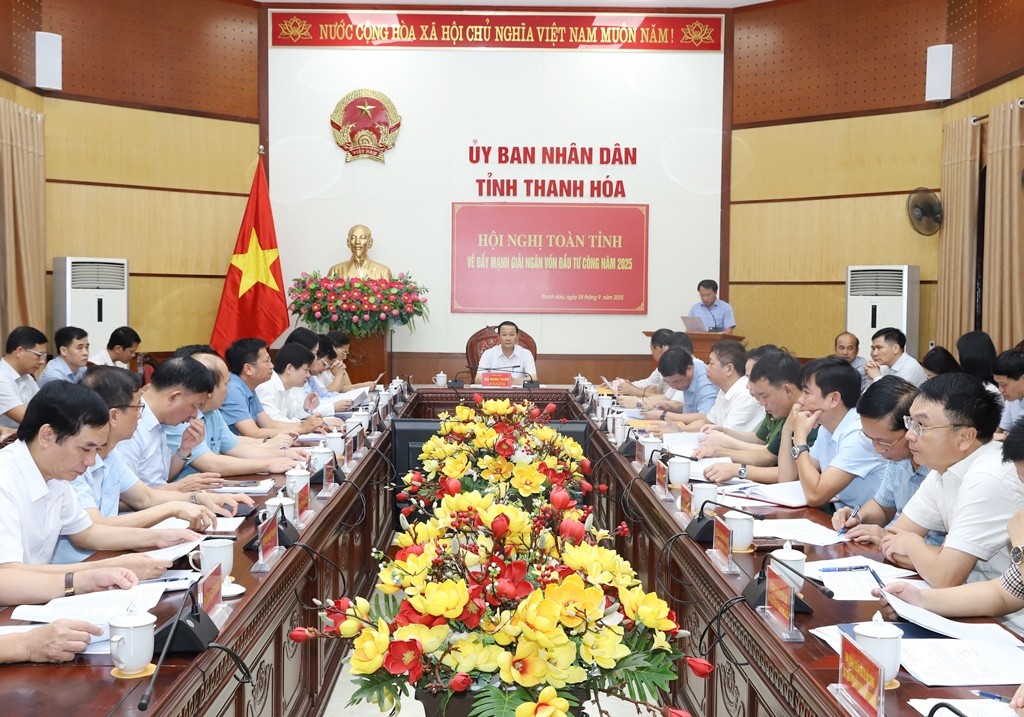 Toàn cảnh hộ nghị. (Ảnh: UBND tỉnh TH)