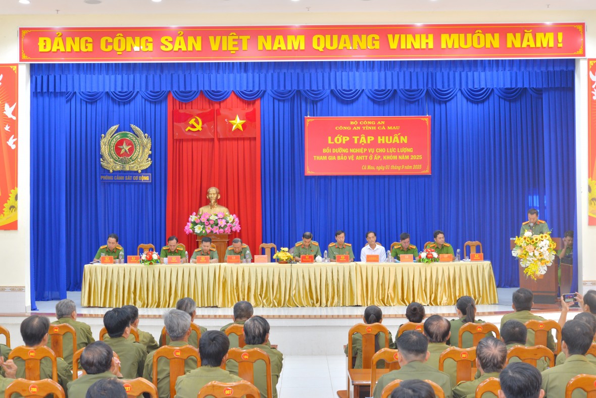 Công an Cà Mau lắng nghe, đồng hành cùng lực lượng bảo vệ ANTT cơ sở