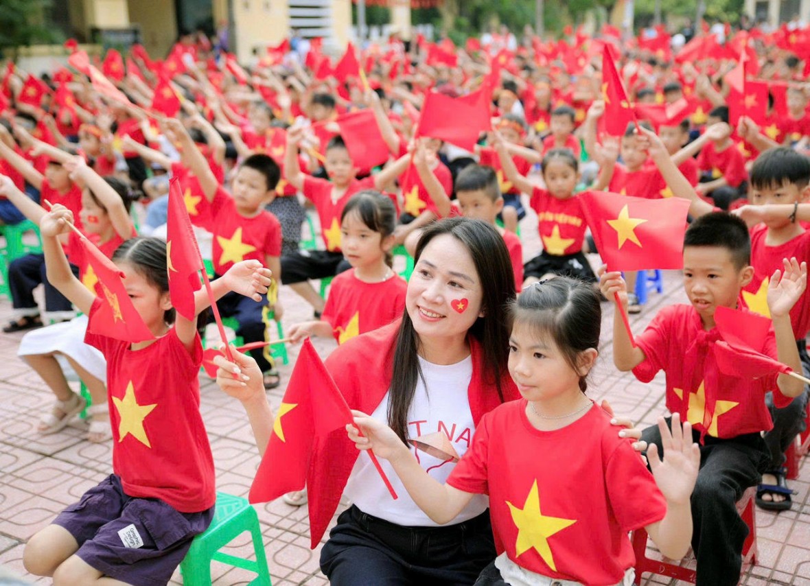 Nghị quyết số 71-NQ/TW của Bộ Chính trị về đột phá phát triển giáo dục và đào tạo:  “Cột mốc chiến lược” cho Giáo dục Việt Nam vươn cao (Bài 1): “Cú huých” thể chế đưa Giáo dục bứt phá