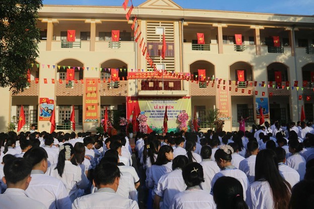 Nghị quyết số 71-NQ/TW về đột phá phát triển GD-ĐT:  “Cột mốc chiến lược” cho Giáo dục Việt Nam vươn cao - (Bài 2): Những chính sách ưu đãi vượt trội - “dải cầu kiều” tiến bước hội nhập