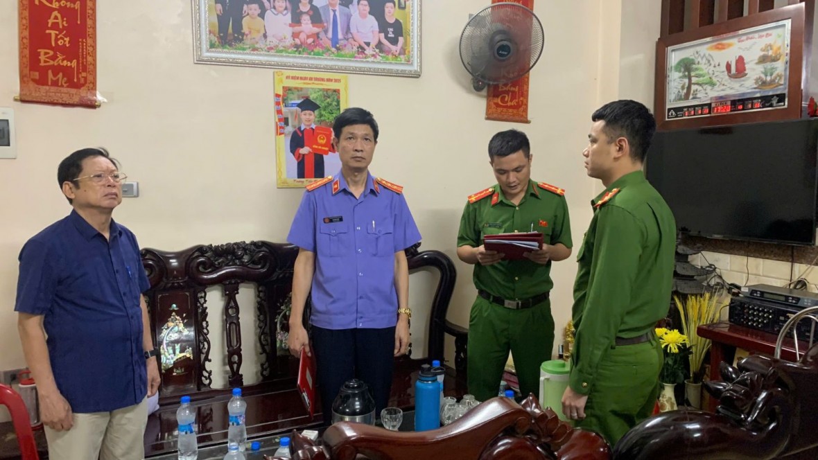 Bắt tạm giam 2 bị can liên quan đến ổ nhóm tội phạm do 