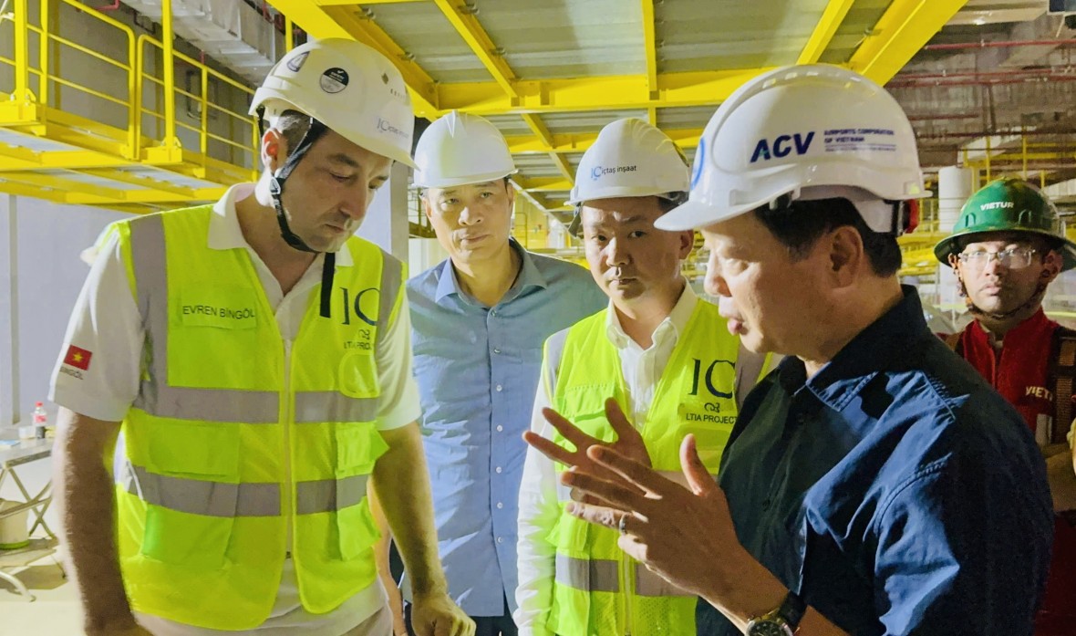 Phó Thủ tướng yêu cầu hoàn thành đồng bộ sân bay Long Thành trước 19/12