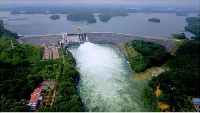 Tối 9/9, hồ thủy điện Thác Bà mở hai cửa xả lũ Tối 9/9, hồ thủy điện Thác Bà mở hai cửa xả lũ