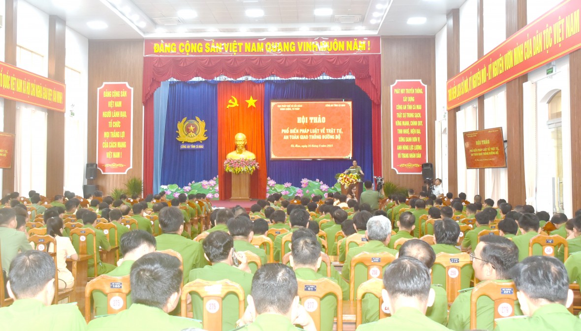 Công an Cà Mau nâng cao hiệu quả truyền thông chính sách về ANTT Công an Cà Mau nâng cao hiệu quả truyền thông chính sách về ANTT