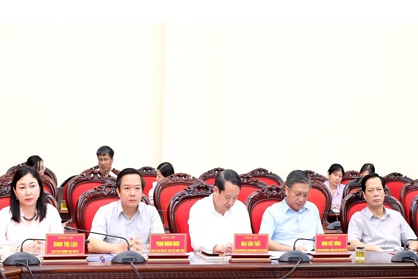 Tỉnh Ninh Bình và Cà Mau thống nhất thường xuyên trao đổi, tháo gỡ khó khăn, hợp tác phát triển