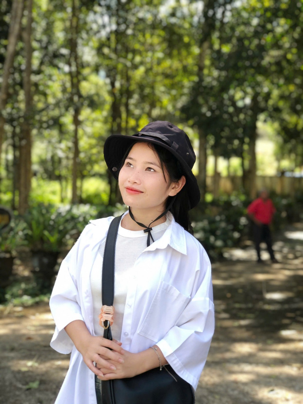 Ước mơ đẹp đẽ của cô bé học trò mồ côi người Xê Đăng