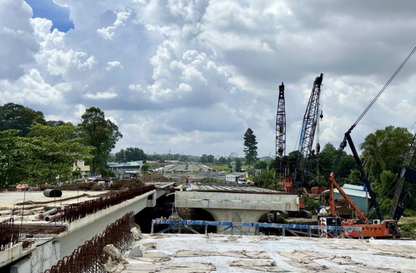 Tăng tốc thi công đường trục trung tâm Biên Hòa với cầu Thống Nhất