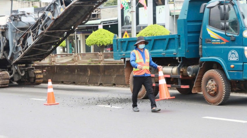 Tháng 10 sẽ sửa chữa đột xuất các điểm hư hỏng trên quốc lộ 14 qua Đồng Nai
