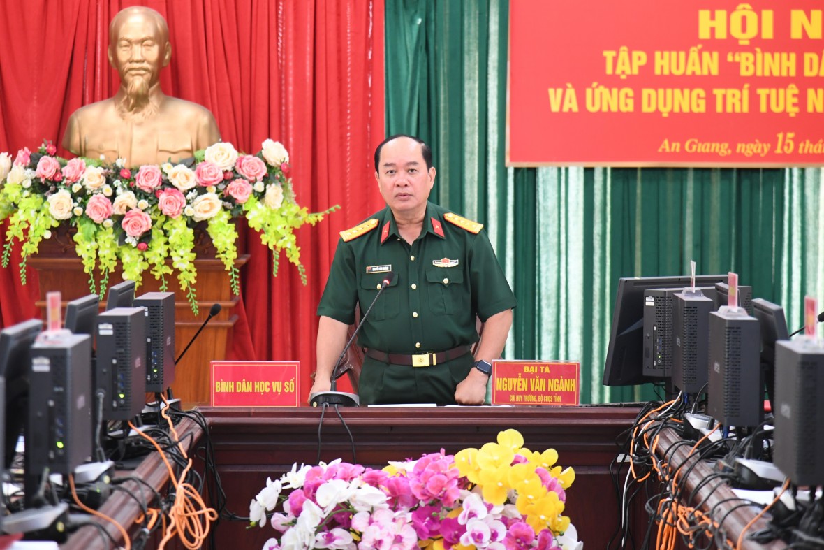 Bộ CHQS tỉnh An Giang: Tập huấn, triển khai phong trào “Bình dân học vụ số” và ứng dụng trí tuệ nhân tạo trong toàn lực lượng Bộ CHQS tỉnh An Giang: Tập huấn, triển khai phong trào “Bình dân học vụ số” và ứng dụng trí tuệ nhân tạo trong toàn lực lượng