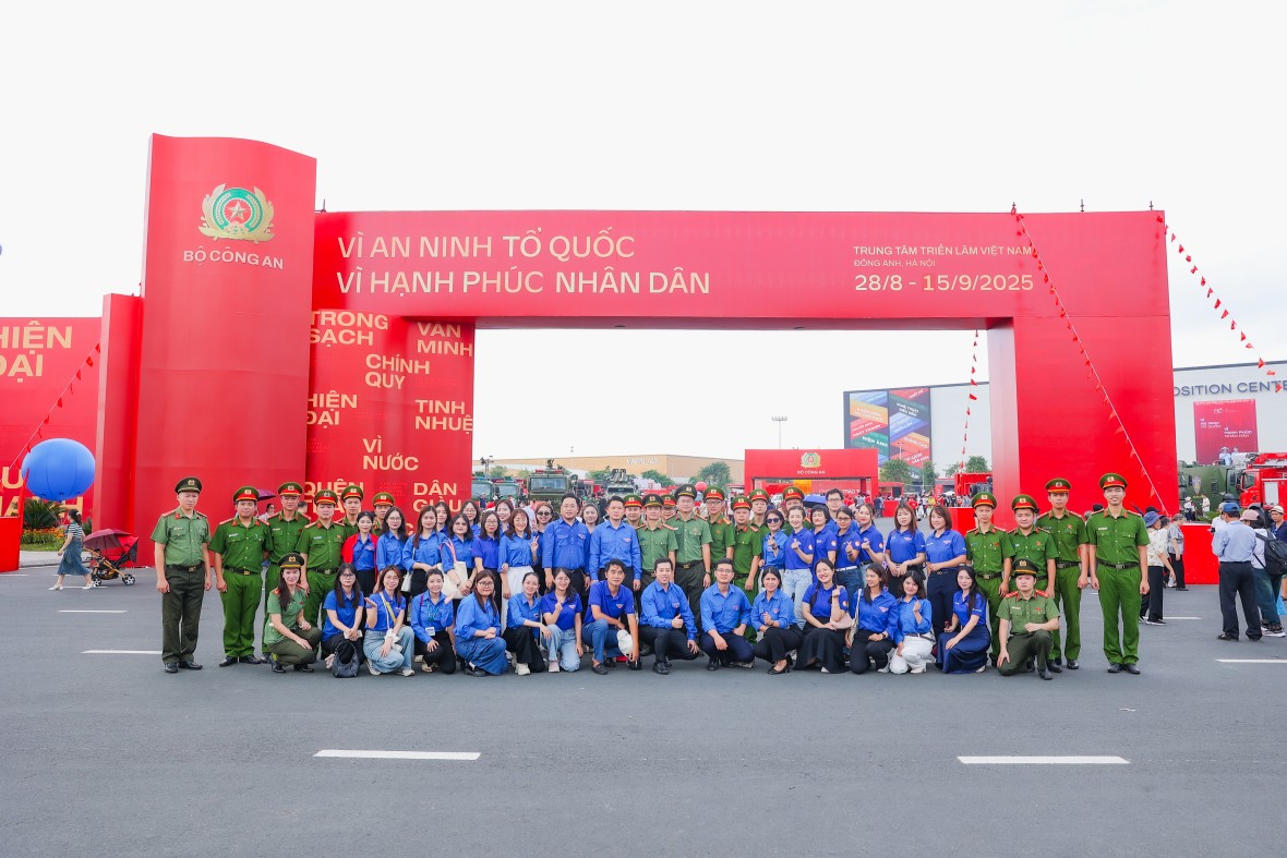 Sôi nổi sinh hoạt chính trị của tuổi trẻ ngành Tài chính Sôi nổi sinh hoạt chính trị của tuổi trẻ ngành Tài chính