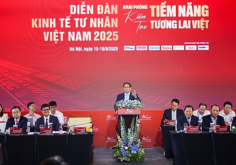 Thủ tướng: Các doanh nhân phải có tầm nhìn xa, trông rộng, nghĩ sâu, làm lớn Thủ tướng: Các doanh nhân phải có tầm nhìn xa, trông rộng, nghĩ sâu, làm lớn