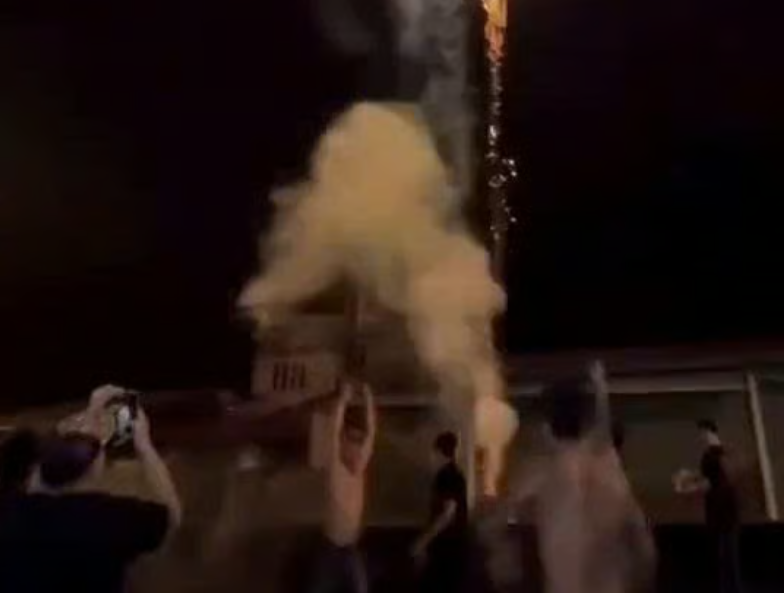 Nhóm thanh niên chặn Quốc lộ 1A để đốt pháo hoa mừng sinh nhật bị truy tố