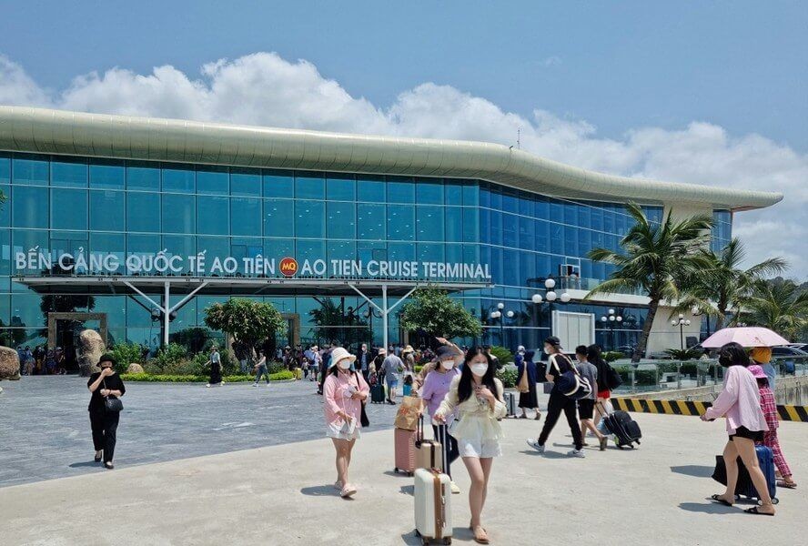 Du lịch Quảng Ninh tăng tốc, hướng tới mục tiêu 20 triệu lượt khách năm 2025