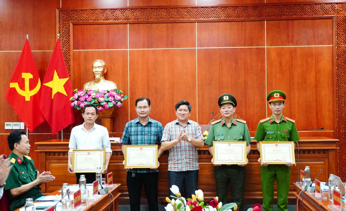 Cà Mau quyết liệt triển khai giải pháp gỡ “thẻ vàng” IUU