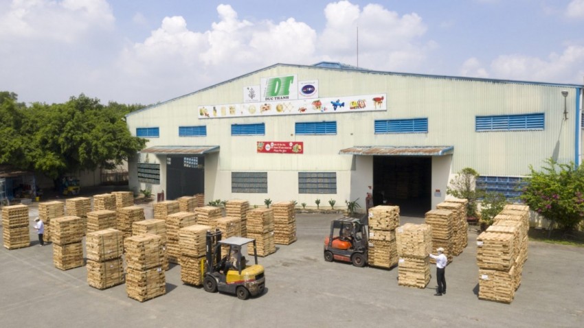 Công ty cổ phần Chế biến Gỗ Đức Thành bị xử phạt do vi phạm công bố thông tin Công ty cổ phần Chế biến Gỗ Đức Thành bị xử phạt do vi phạm công bố thông tin