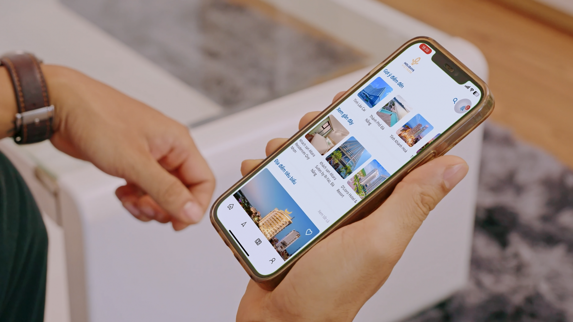 Ứng dụng trên điện thoại của Holidays Việt Nam tích hợp nhiều tiện ích hỗ trợ khách hàng Ứng dụng trên điện thoại của Holidays Việt Nam tích hợp nhiều tiện ích hỗ trợ khách hàng