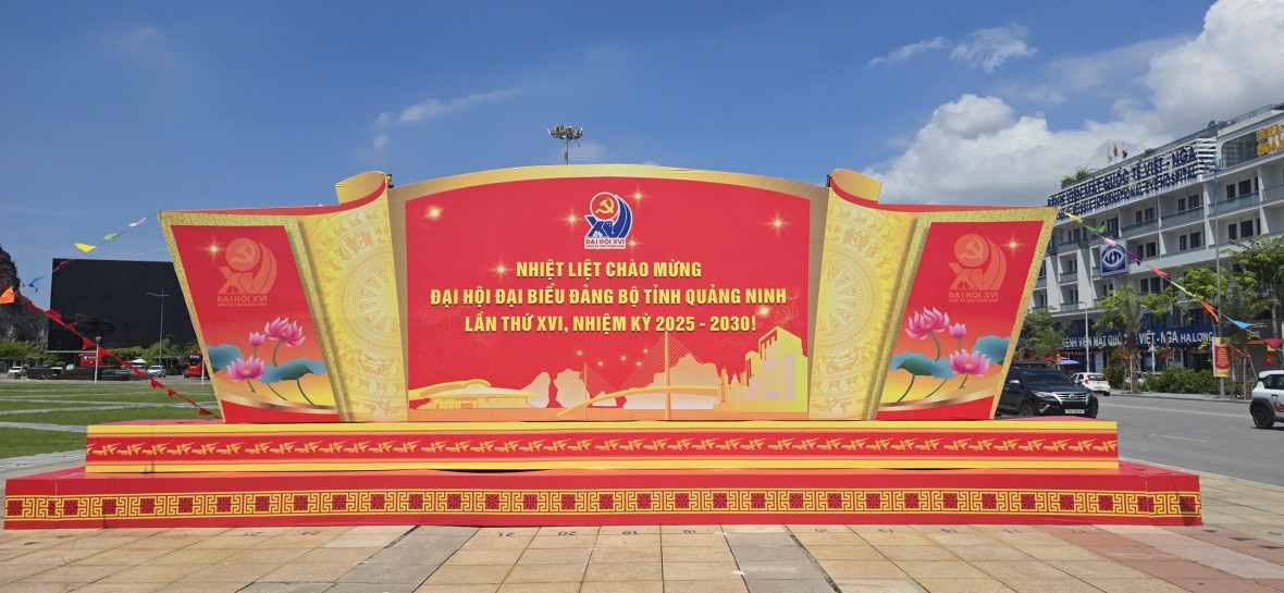 Cờ hoa rợp trời, Quảng Ninh tưng bừng khí thế trước thềm Đại hội XVI Đảng bộ tỉnh