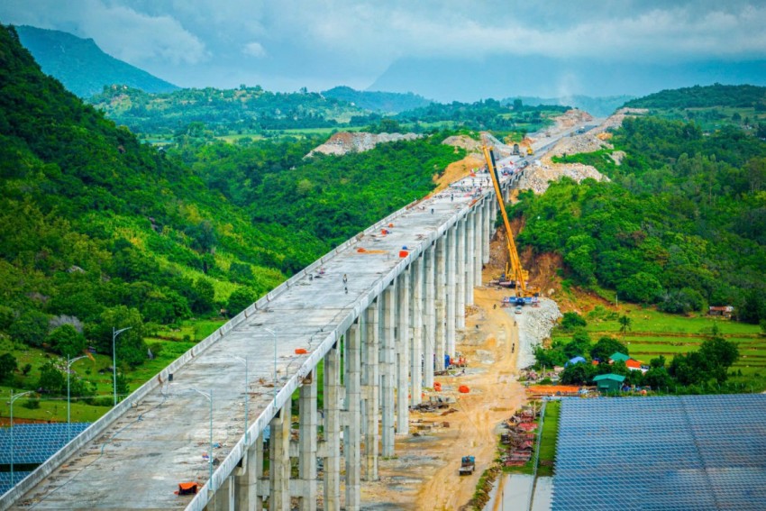 Hai nhà thầu Trung Quốc đề xuất tham gia thi công cao tốc TP.HCM – Mộc Bài